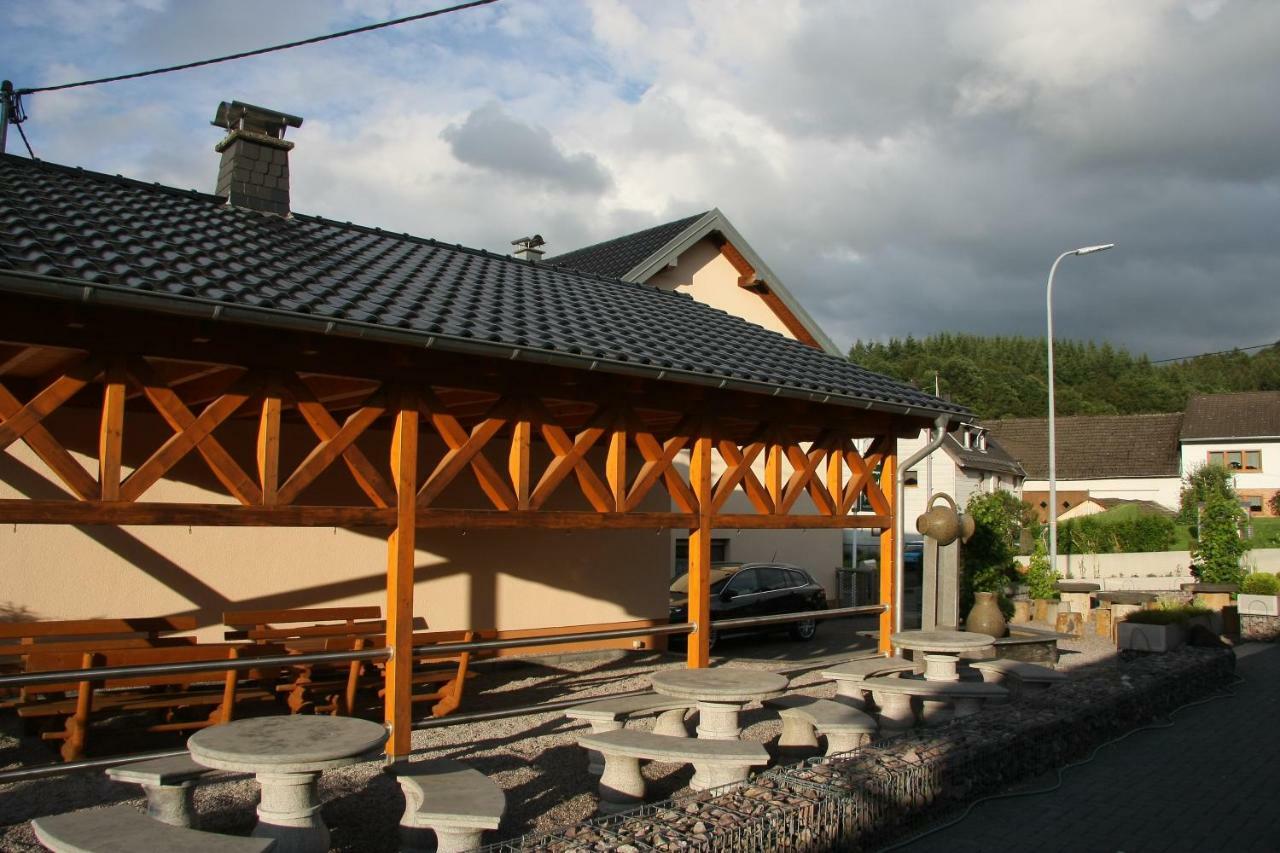 Bistro Im Ring Bed & Breakfast Quiddelbach Dış mekan fotoğraf