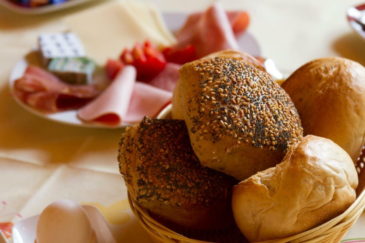Bistro Im Ring Bed & Breakfast Quiddelbach Dış mekan fotoğraf