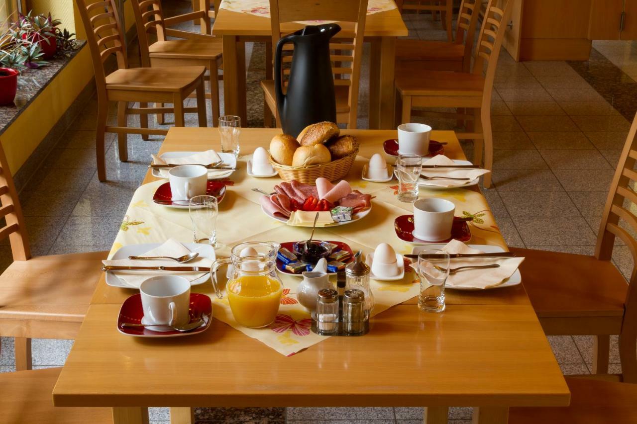Bistro Im Ring Bed & Breakfast Quiddelbach Dış mekan fotoğraf